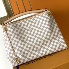 Louis Vuitton Shopping Bags